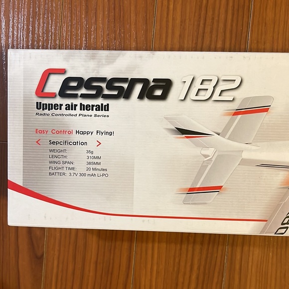 CESSNA 182 Upper Air Herald Radio Controlled Plane Series - Picture 8 of 10